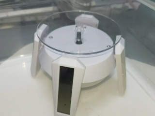 太陽能旋轉展台