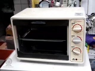 電烤箱一管不亮