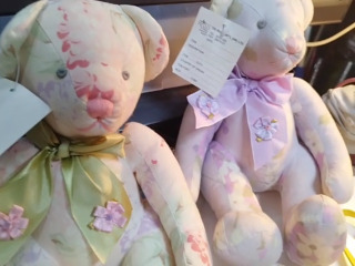 碎花領結泰迪熊