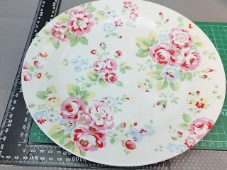 玫瑰花卉盤