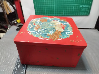 紅龍鐵盒