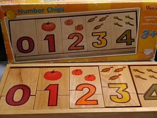 數字籌碼拼圖玩具