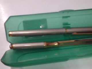 拆信刀+圓珠筆