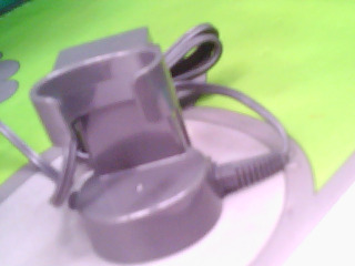 刮鬍刀充電器