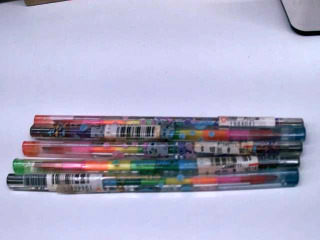 彩虹筆