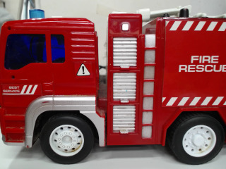 玩具車