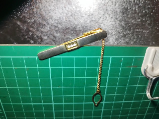 金色領帶夾