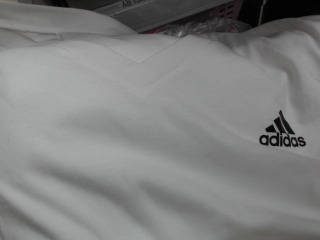 愛迪達短袖上衣