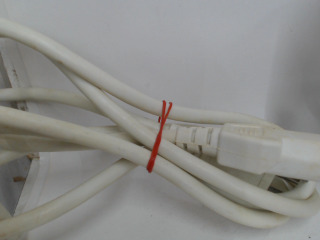 電源線