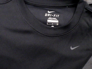 幼兒愛迪達上衣