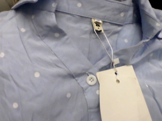 衣服