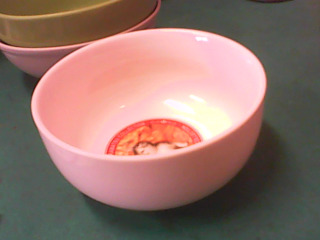 瓷碗