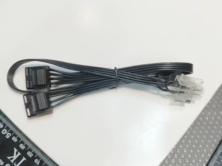 模組化電源線