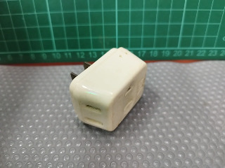 插座