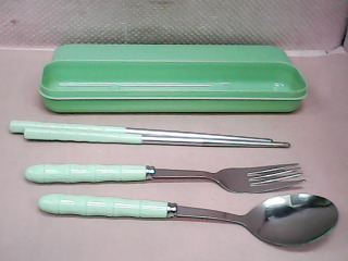 餐具