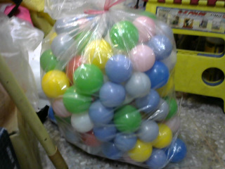 兒童玩具球一大袋