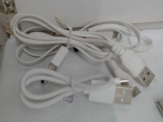 充電線