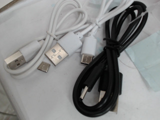 充電線