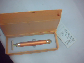 臉部按摩器
