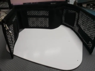 包中多口袋收納