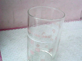 玻璃杯