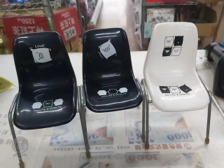 小椅子