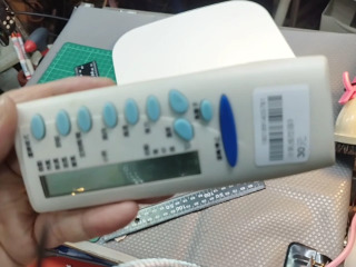冷氣遙控器30