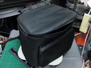 黑色包