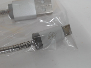 充電線
