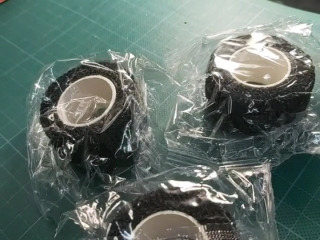 自黏