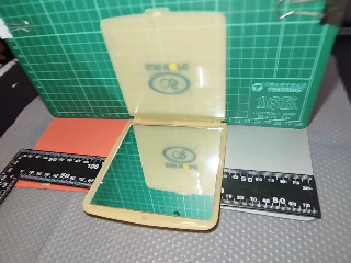 掀蓋隨身鏡