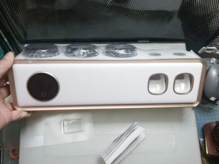 智能牙刷消毒器和收納架