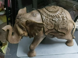 手工雕刻柚木大象