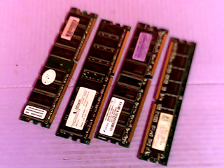 記憶體 256MB