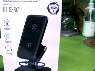 三合一無線充電座