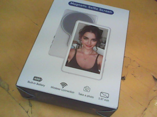 手機磁吸自拍營幕