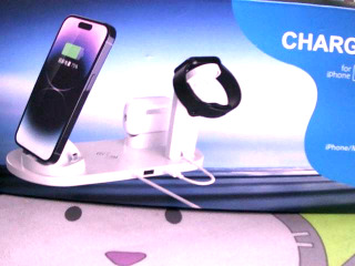 多功能充電器