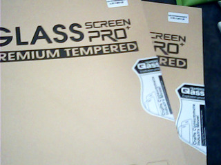 平板抗藍光鋼化膜