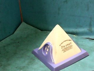 金字塔矽藻土