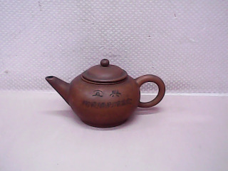 茶壺-內蓋破