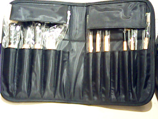 化妝組套-少2支