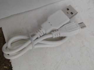 充電線