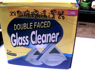 玻璃清潔器