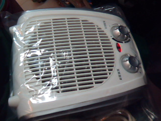 電暖器