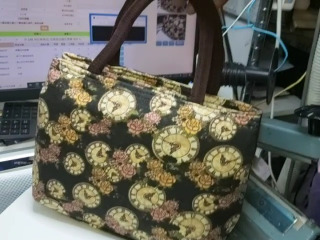 時鐘花卉手提包