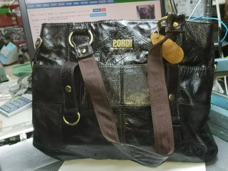 PORDI亮皮托特包