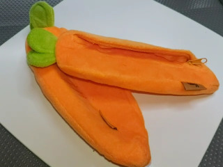 紅蘿蔔造型筆袋