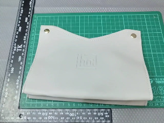 皮革置物