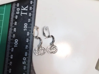 數字耳環