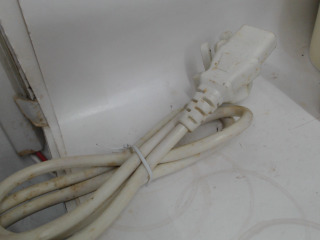 電源線